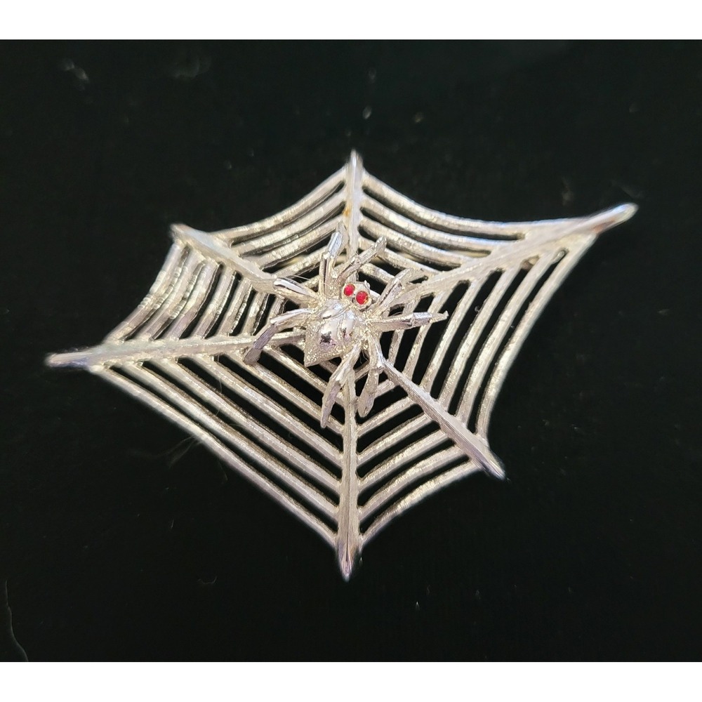 Vintage MONET Signed Silver Tone Spider Red Rhinestone Eyes On‎ Web Brooch 2.5"